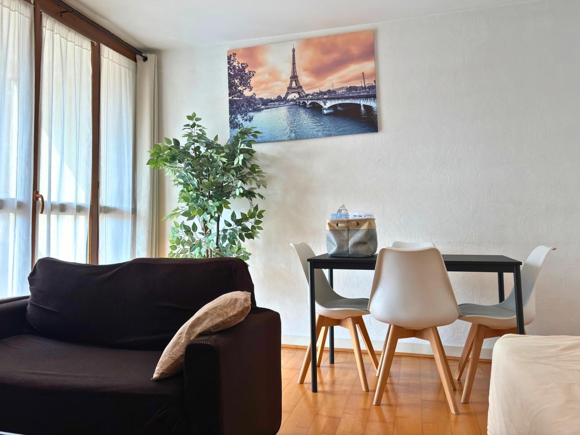 شقة Guyon - Cosy Proche Gare Parking Facile - Balcon #Sirdest فرانكونفيل المظهر الخارجي الصورة